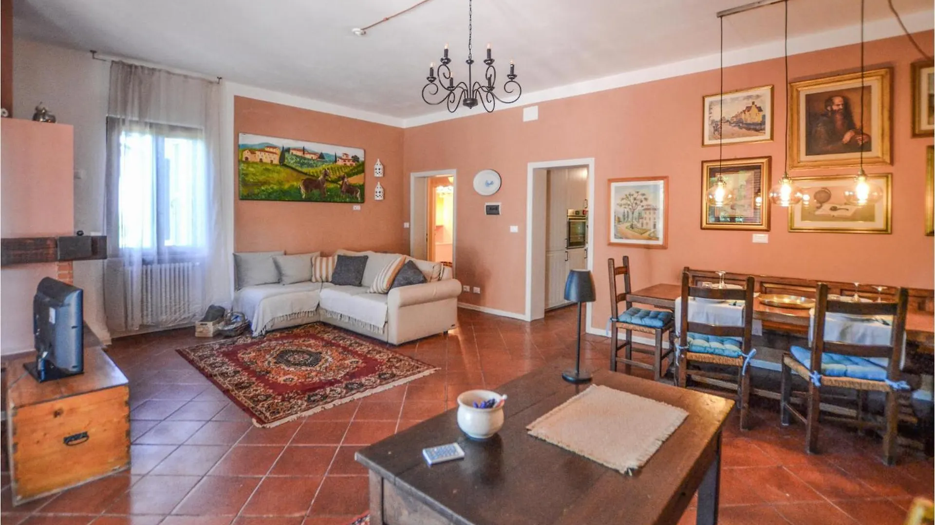 2 Bedroom Gorgeous Apartment In Anghiari Italy